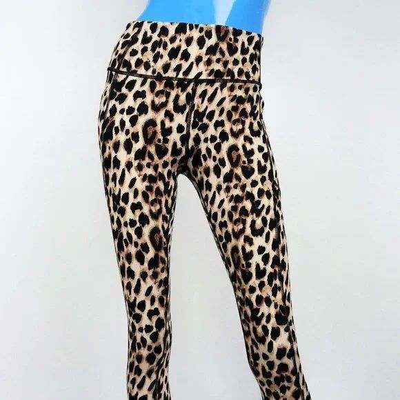 Victoria's Secret Leopard Cheetah Animal Print Leggings‎ - Picture 1 of 4